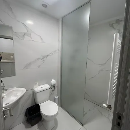 Continetal Standard Apartment Bucharest