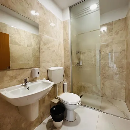 Continetal Standard Apartment *